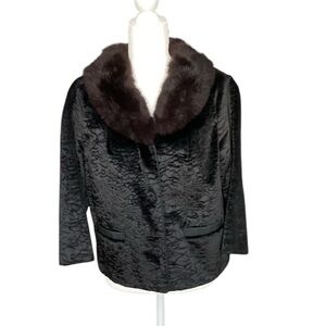 Vintage Black Velvet Jacket With Fur Collar
